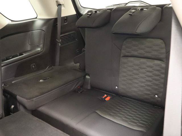 Used 2024 Nissan Pathfinder SV FWD image 17