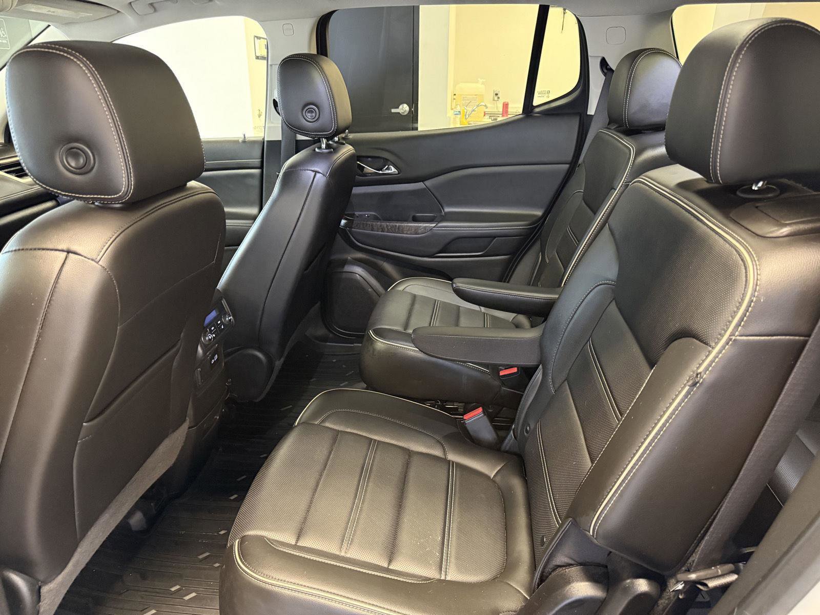 Used 2020 GMC Acadia Denali w/ Trailering Package image 19