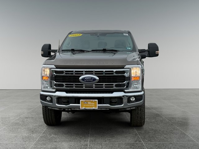 Certified 2023 Ford F250 XLT w/ FX4 Off-Road Package AWD/4WD image 7