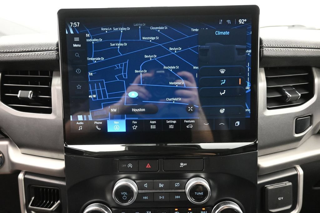 Certified 2024 Ford Expedition Max XLT RWD image 4