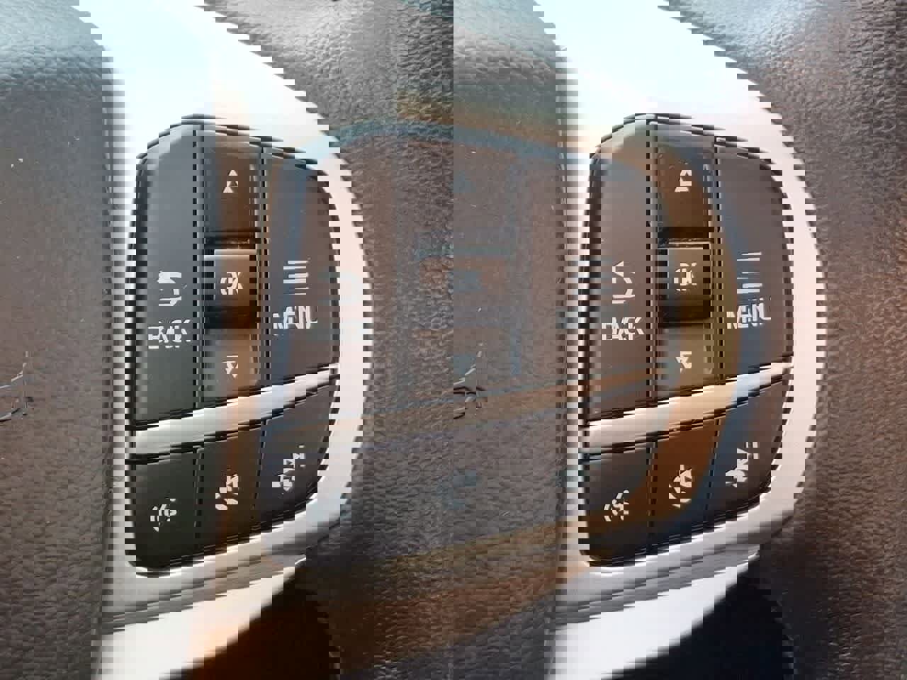 Certified 2022 Ford Explorer XLT w/ Equipment Group 202A image 24