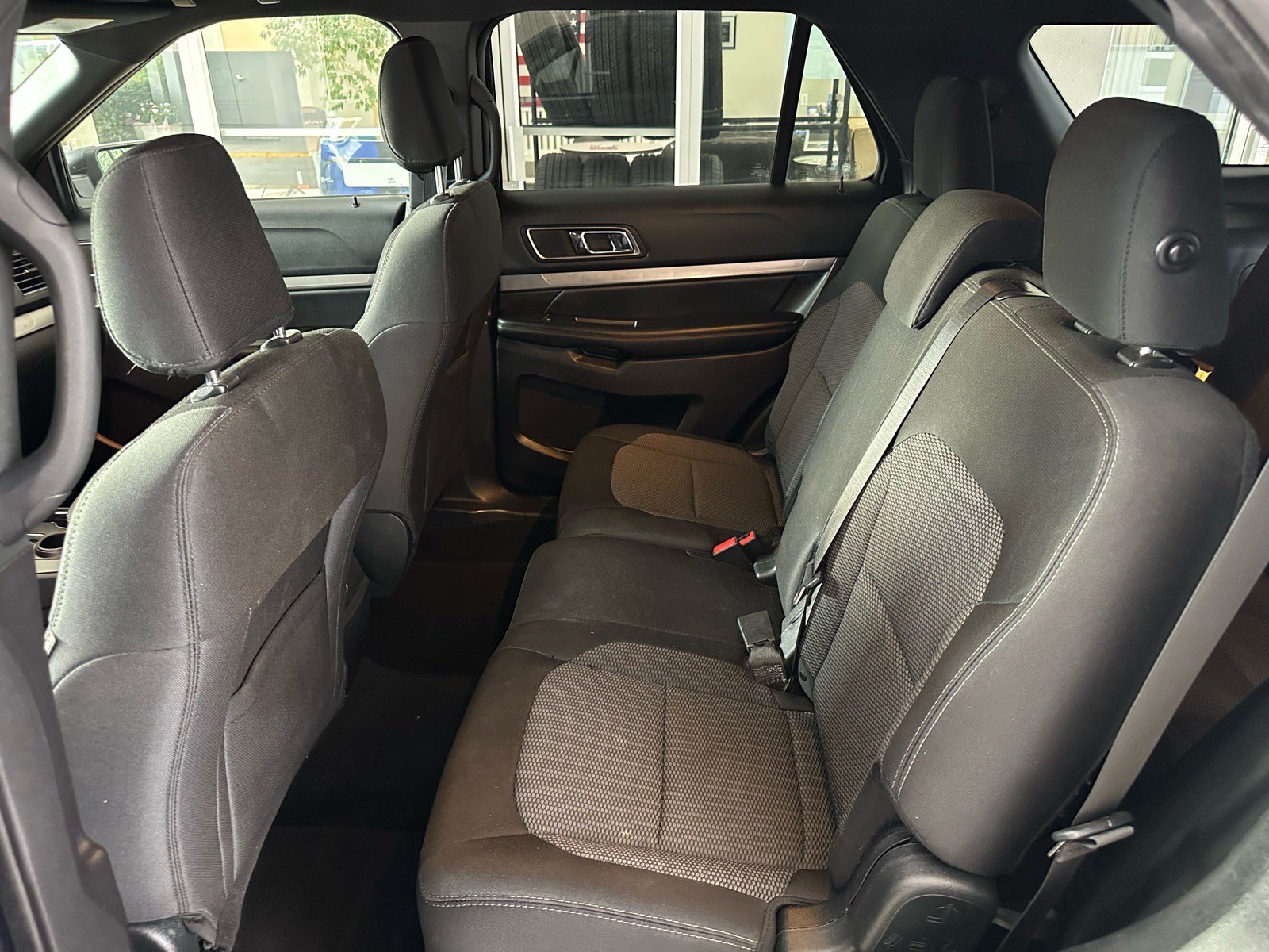 Certified 2019 Ford Explorer XLT w/ Equipment Group 201A FWD image 21