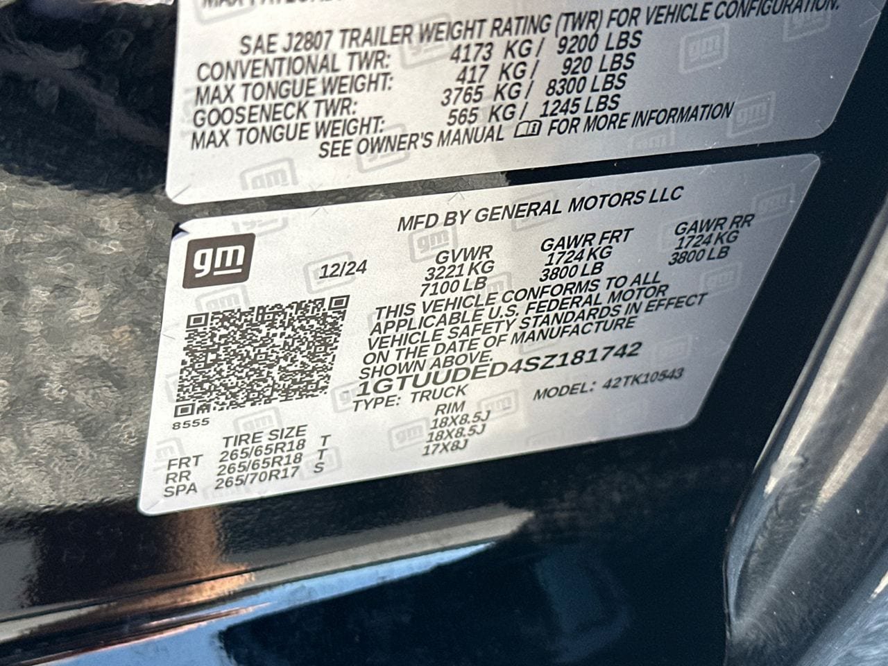 Used 2025 GMC Sierra 1500 SLT AWD/4WD image 34