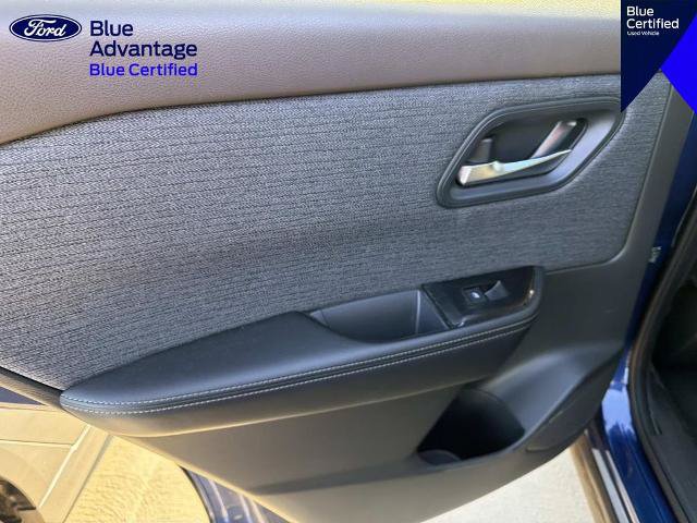 Used 2023 Nissan Rogue SV AWD/4WD image 13