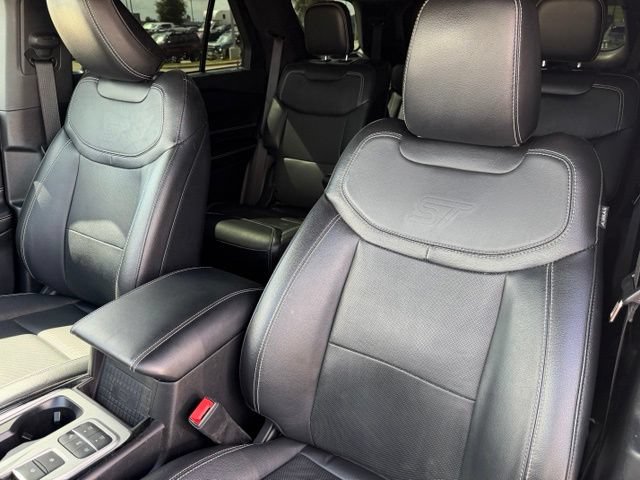 Certified 2022 Ford Explorer ST w/ Equipment Group 401A RWD image 13