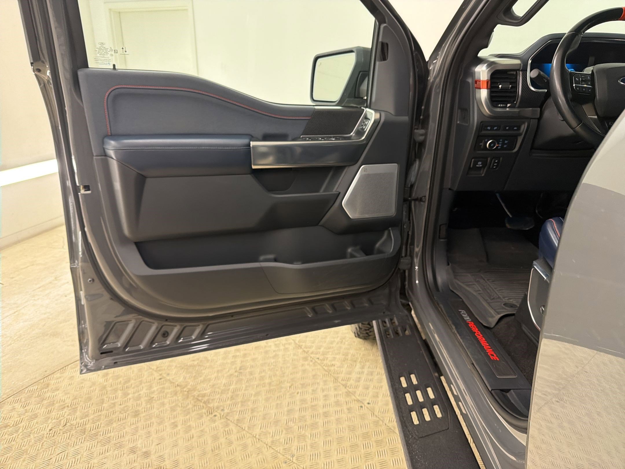 Certified 2021 Ford F150 Raptor w/ Raptor 37 Performance Package image 20