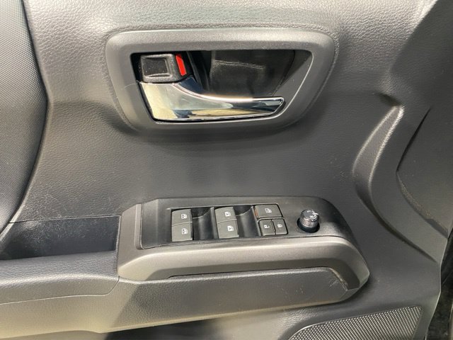 Used 2023 Toyota Tacoma TRD Off-Road AWD/4WD image 13