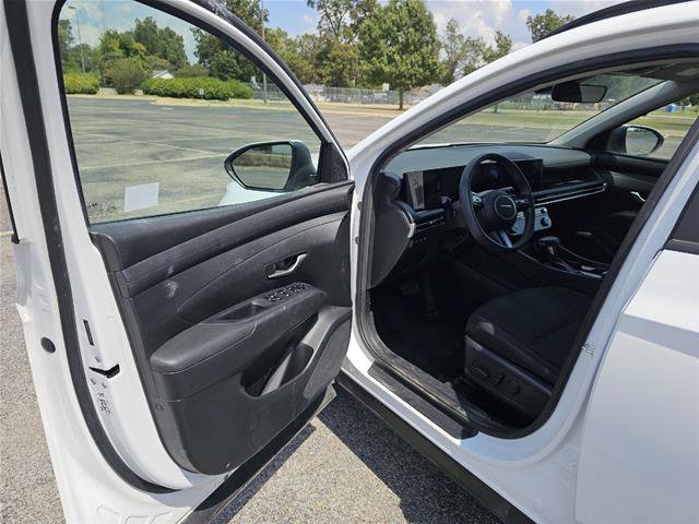 Used 2025 Hyundai Tucson SEL FWD image 14