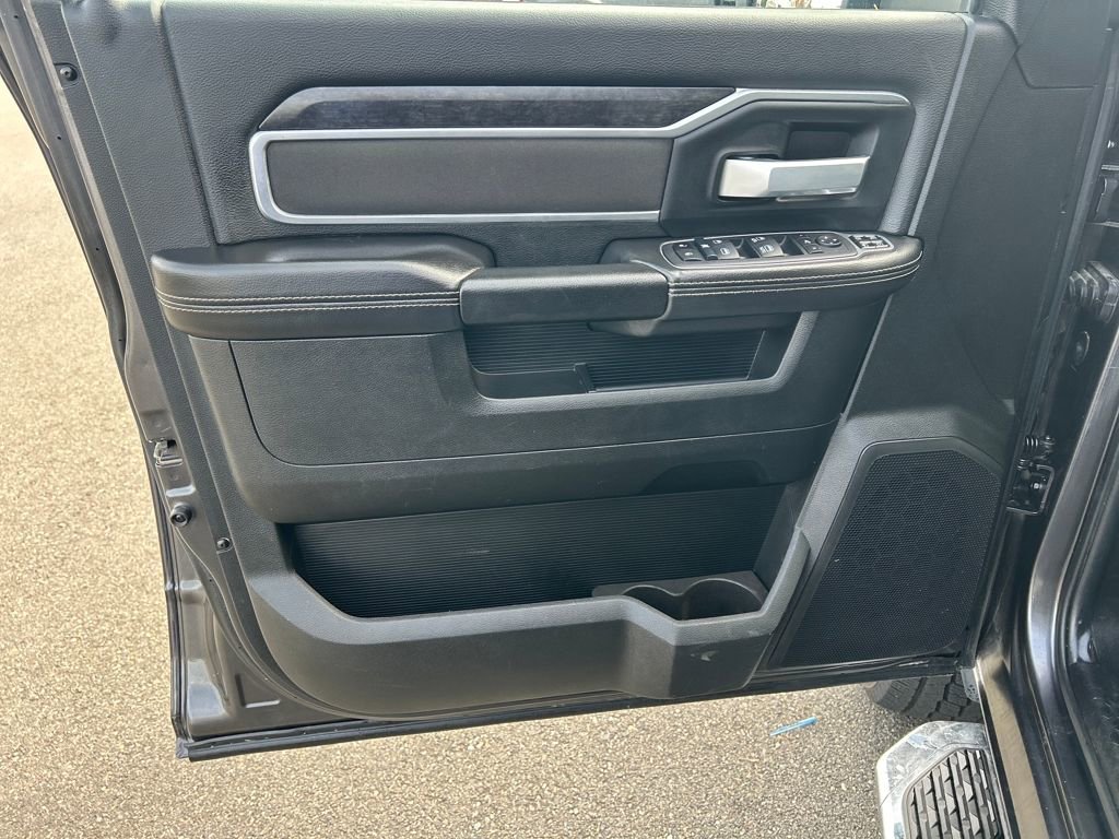 Used 2024 RAM 2500 Big Horn image 17