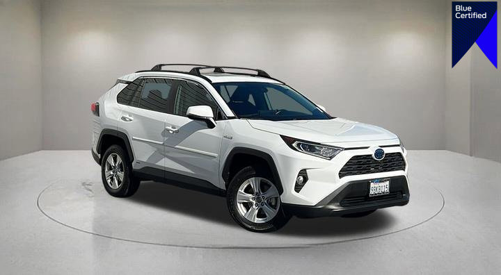 Used 2019 Toyota RAV4 XLE image 1