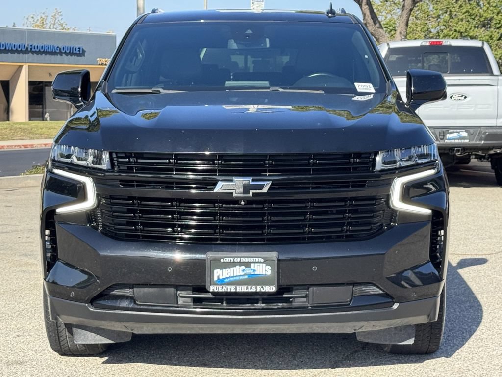 Used 2023 Chevrolet Tahoe RST w/ Luxury Package RWD image 2