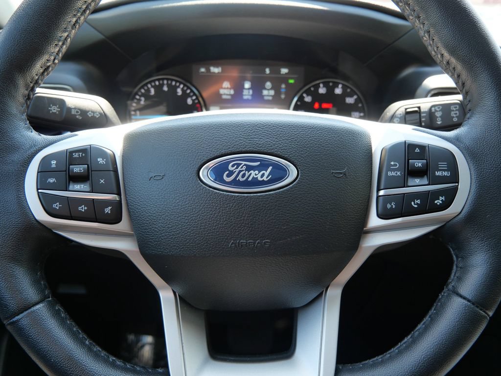 Certified 2023 Ford Explorer Limited w/ Equipment Group 301A AWD/4WD image 22