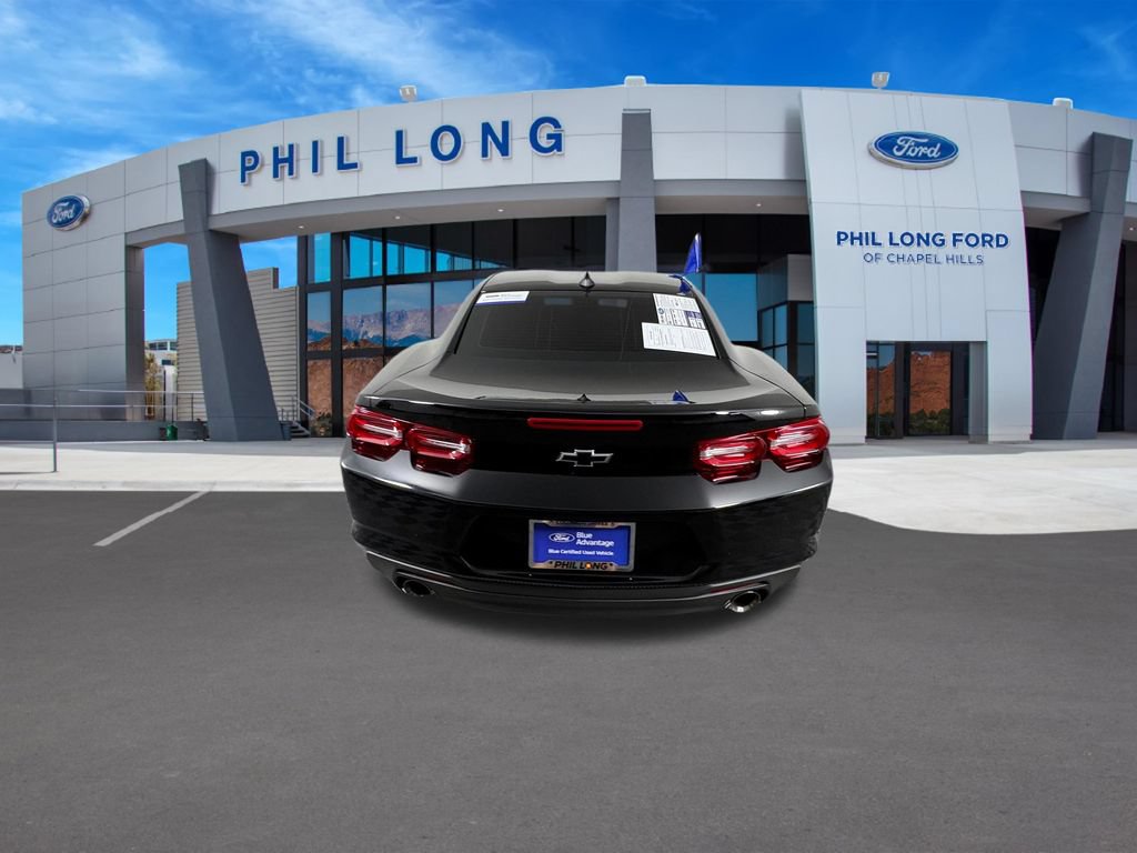 Used 2024 Chevrolet Camaro LT RWD image 4