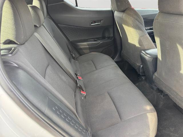 Used 2019 Toyota C-HR XLE image 7