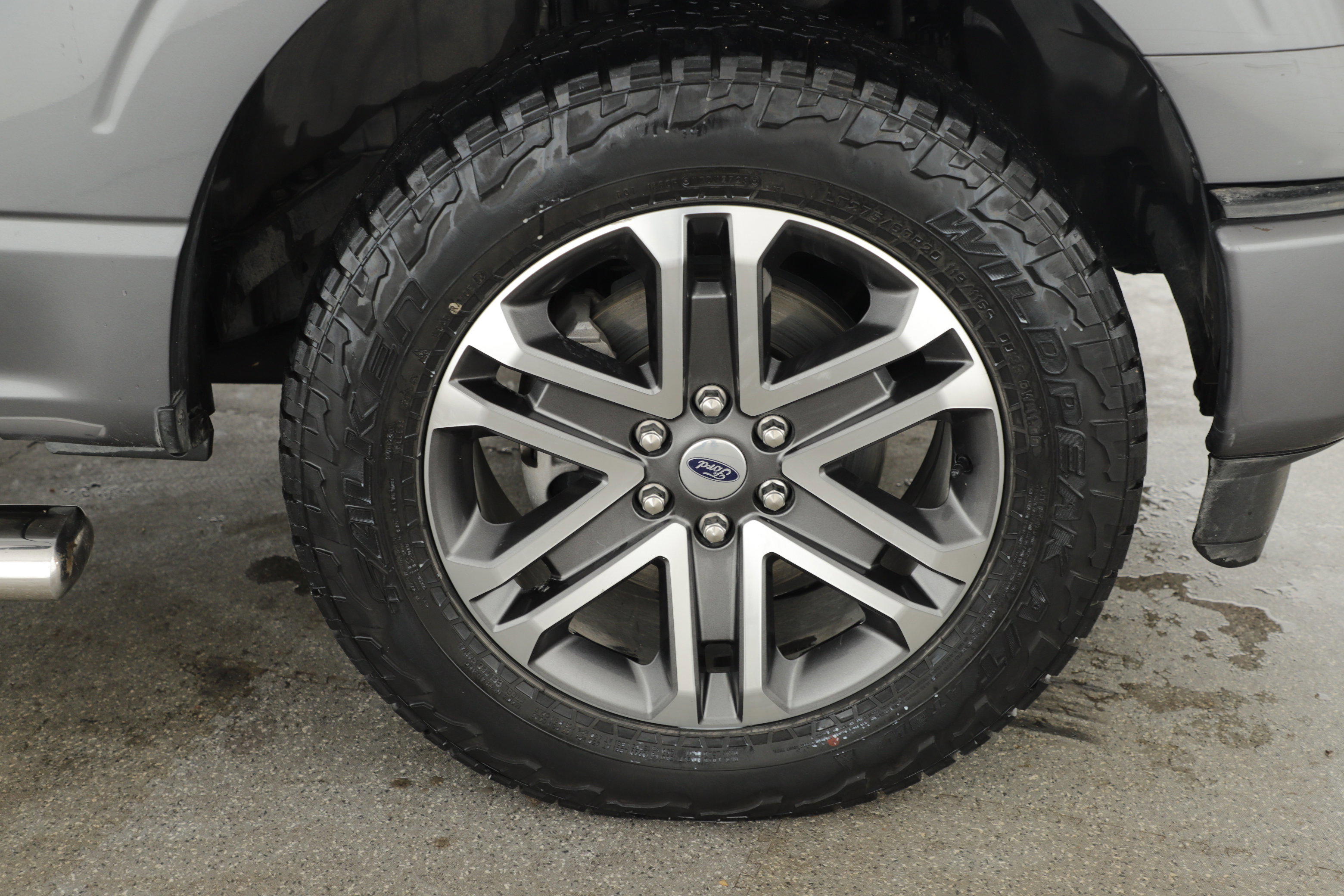 Certified 2022 Ford F150 XL w/ STX Appearance Package image 5