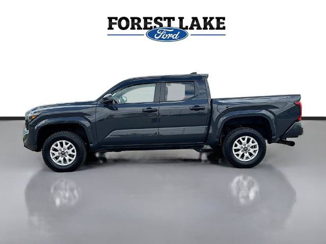 Used 2024 Toyota Tacoma SR5 AWD/4WD image 4