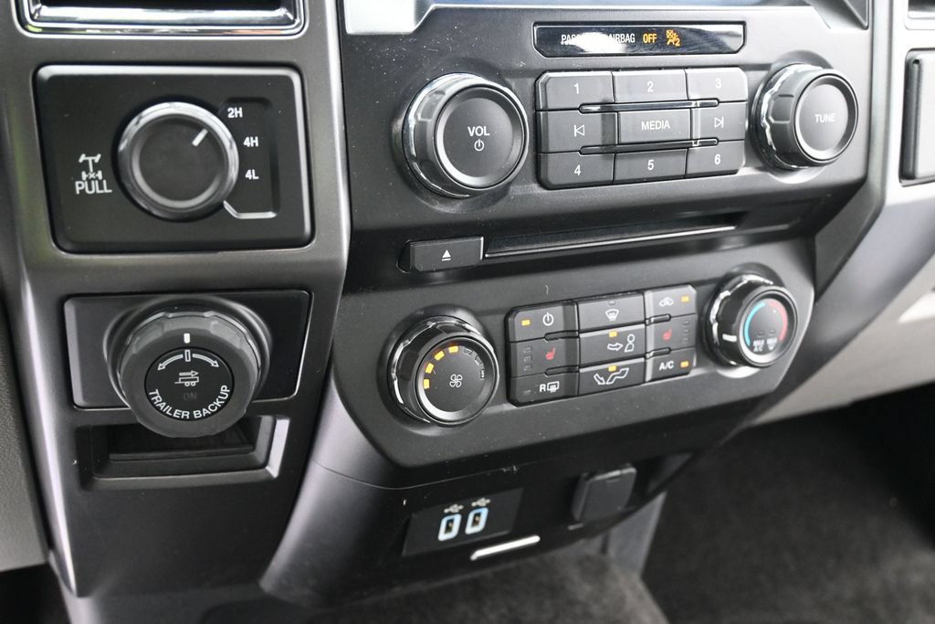 Certified 2018 Ford F150 XLT w/ Equipment Group 302A Luxury AWD/4WD image 11