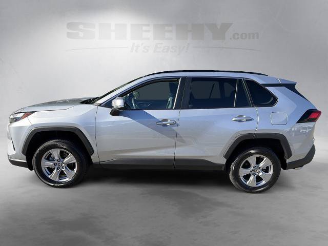 Used 2025 Toyota RAV4 XLE AWD/4WD image 16