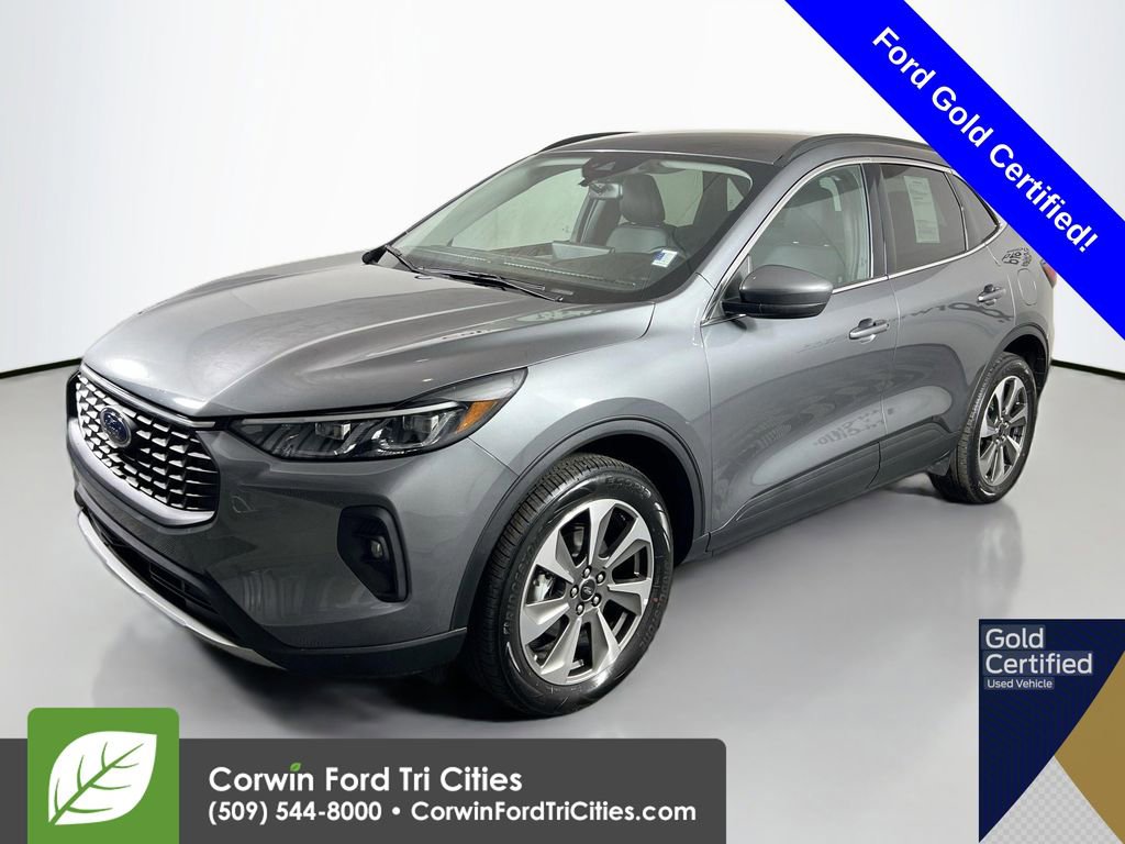 Certified 2025 Ford Escape Platinum image 5