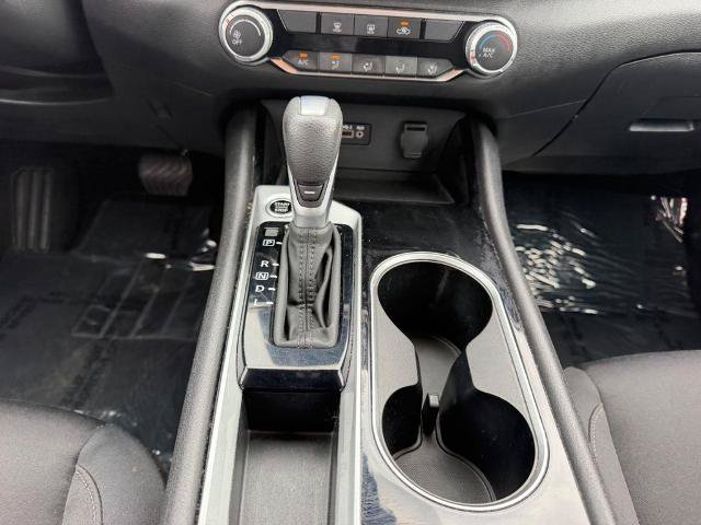 Used 2024 Nissan Altima 2.5 SV FWD image 16