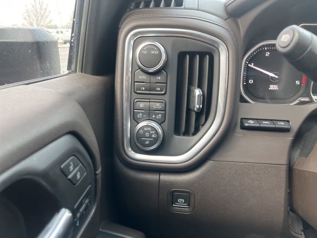 Used 2023 GMC Sierra 2500 Denali w/ Denali Ultimate Package image 23