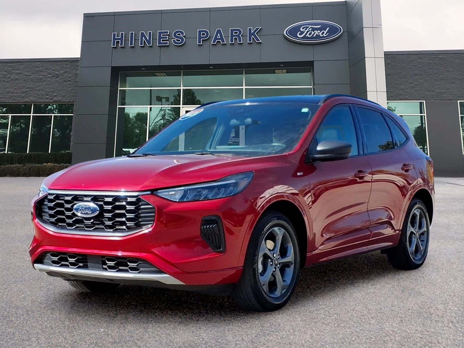Certified 2023 Ford Escape ST-Line w/ Tech Pack #1 AWD/4WD image 3