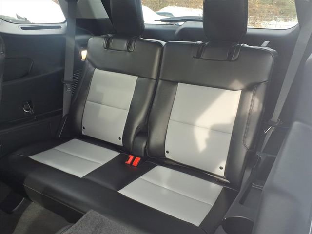 Certified 2022 Ford Explorer XLT w/ Equipment Group 202A image 13