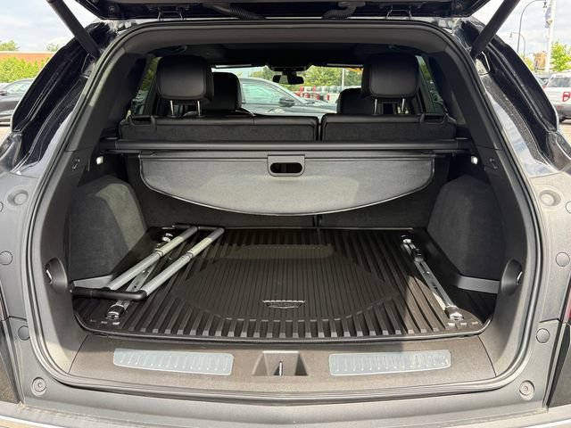 Used 2021 Cadillac XT5 Premium Luxury w/ LPO, Floor Liner Package AWD/4WD image 28