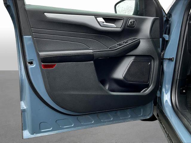 Certified 2025 Ford Escape Platinum AWD/4WD image 22
