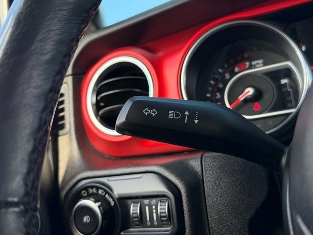 Used 2020 Jeep Wrangler Unlimited Rubicon image 25