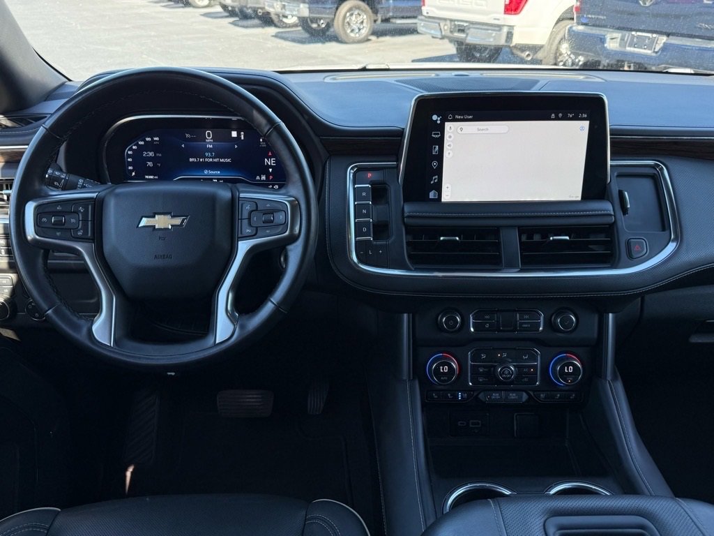 Used 2023 Chevrolet Suburban Premier image 12