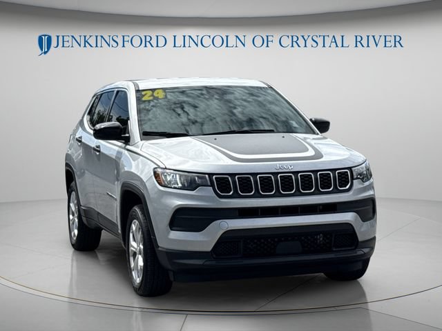 Used 2024 Jeep Compass Sport w/ Mopar Graphics Package AWD/4WD image 14