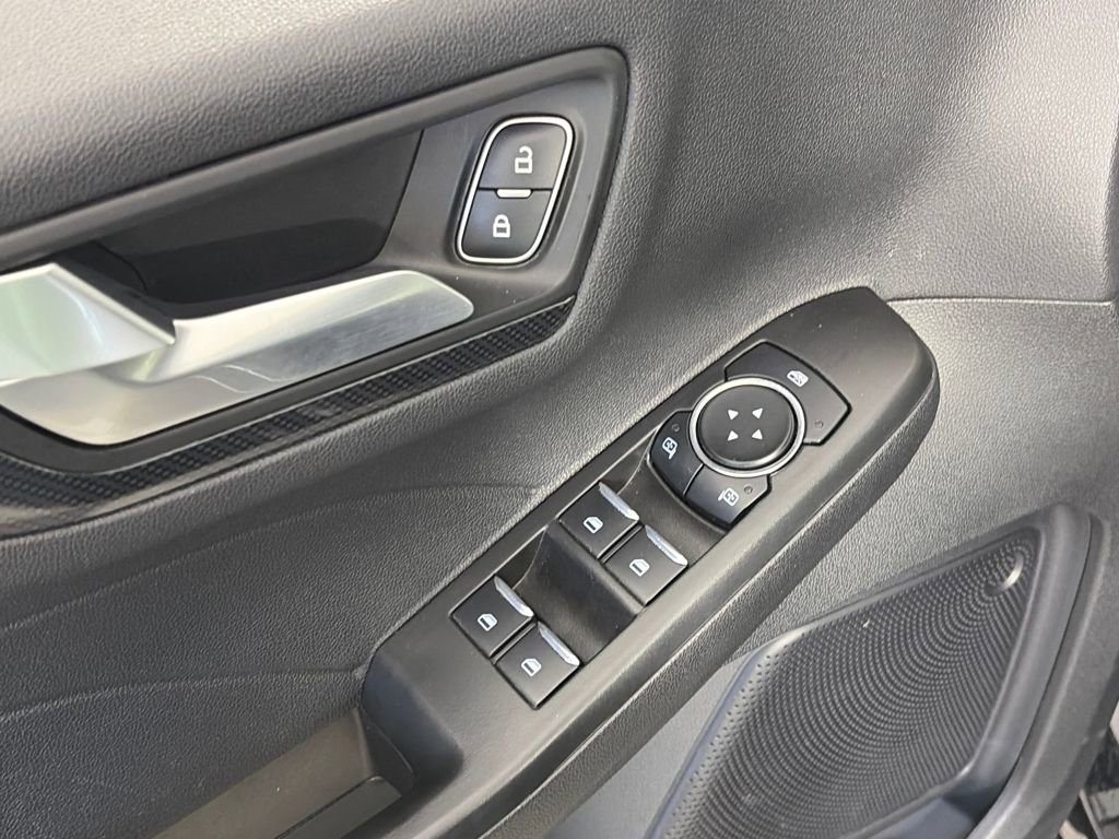 Certified 2025 Ford Escape ST-Line Select image 25