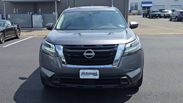 Used 2024 Nissan Pathfinder SV AWD/4WD image 4