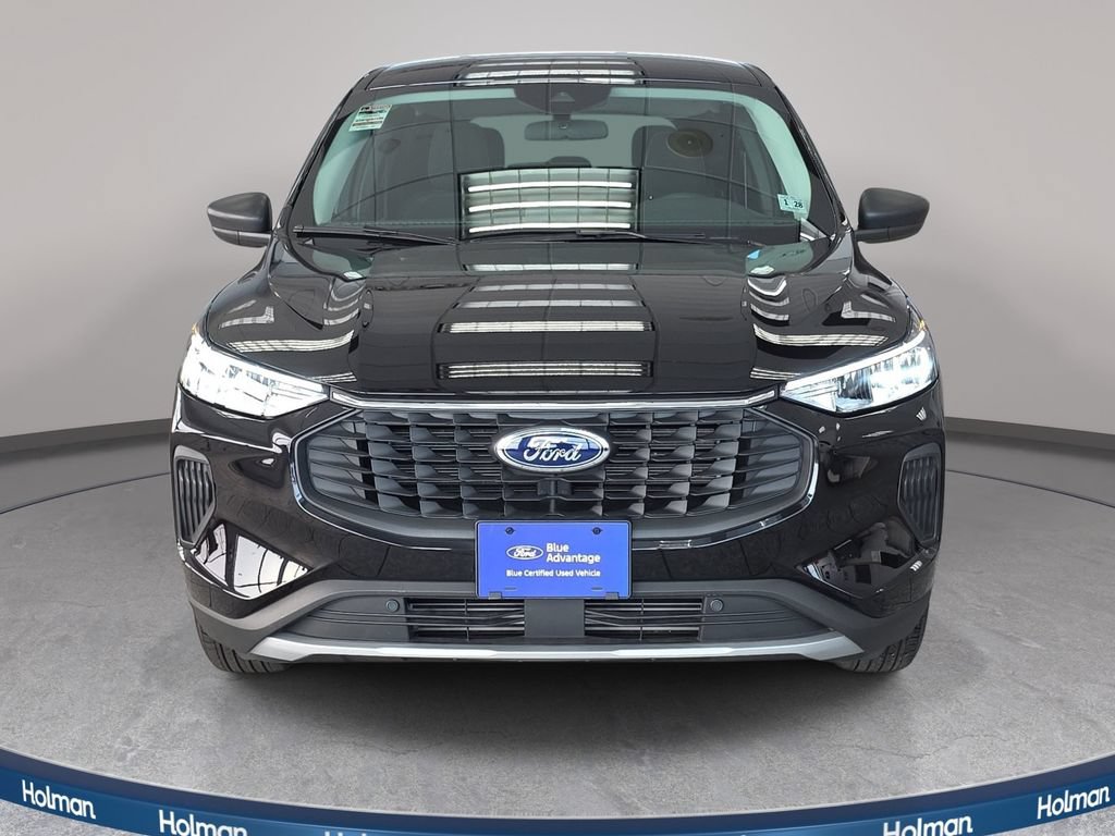 Certified 2023 Ford Escape Active AWD/4WD image 2