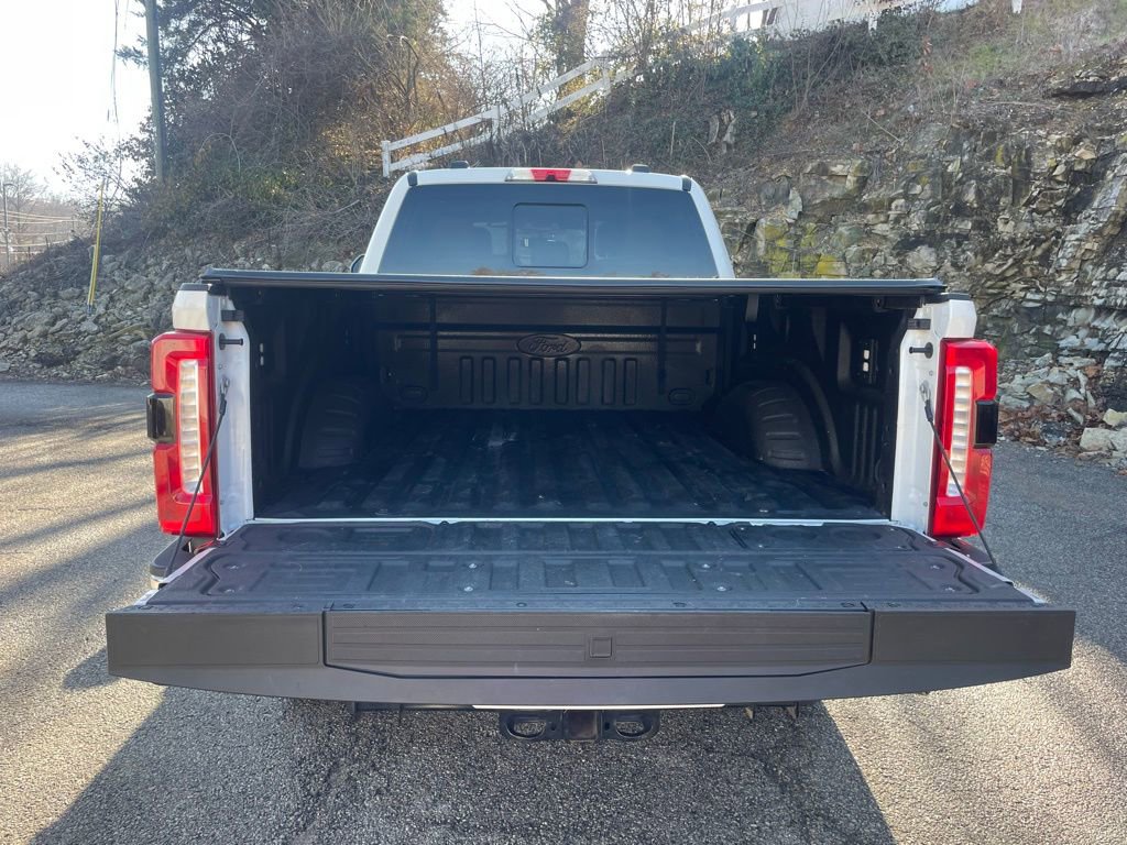 Certified 2024 Ford F250 Lariat w/ Chrome Package image 9