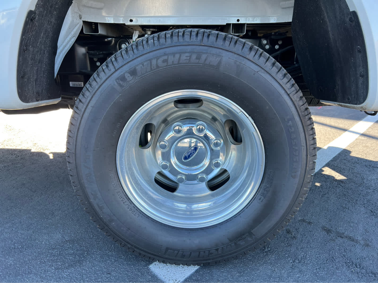 Certified 2026 Ford F350 Platinum AWD/4WD image 14