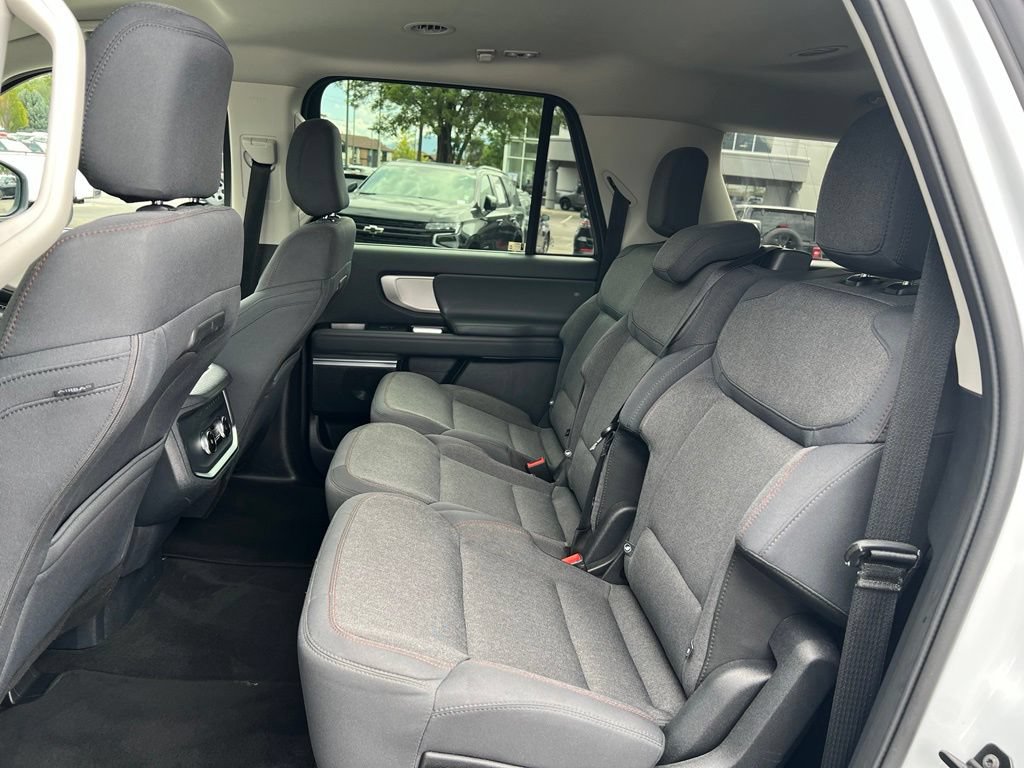 Certified 2025 Ford Expedition Platinum AWD/4WD image 25