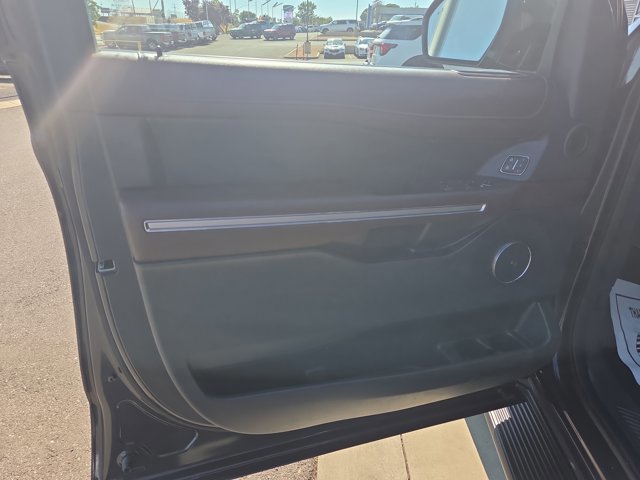 Certified 2024 Ford Expedition Limited image 11