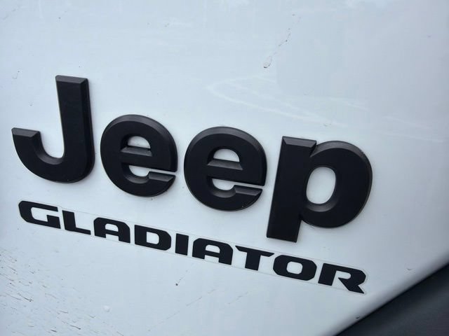 Used 2021 Jeep Gladiator Sport w/ Trailer Tow Package AWD/4WD image 5