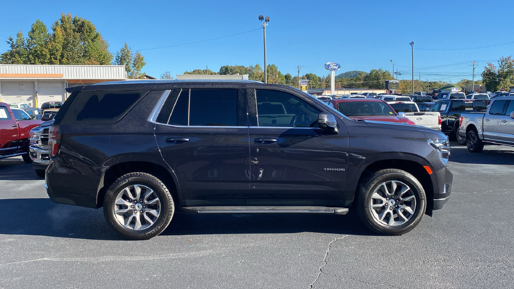 Used 2022 Chevrolet Tahoe LT w/ LT Signature Plus Package AWD/4WD image 4
