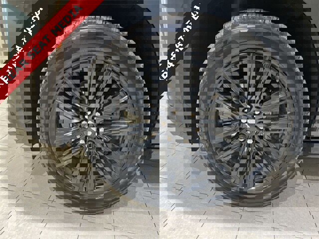 Used 2021 Cadillac Escalade ESV Sport Platinum w/ Heavy-Duty Trailer Package image 31