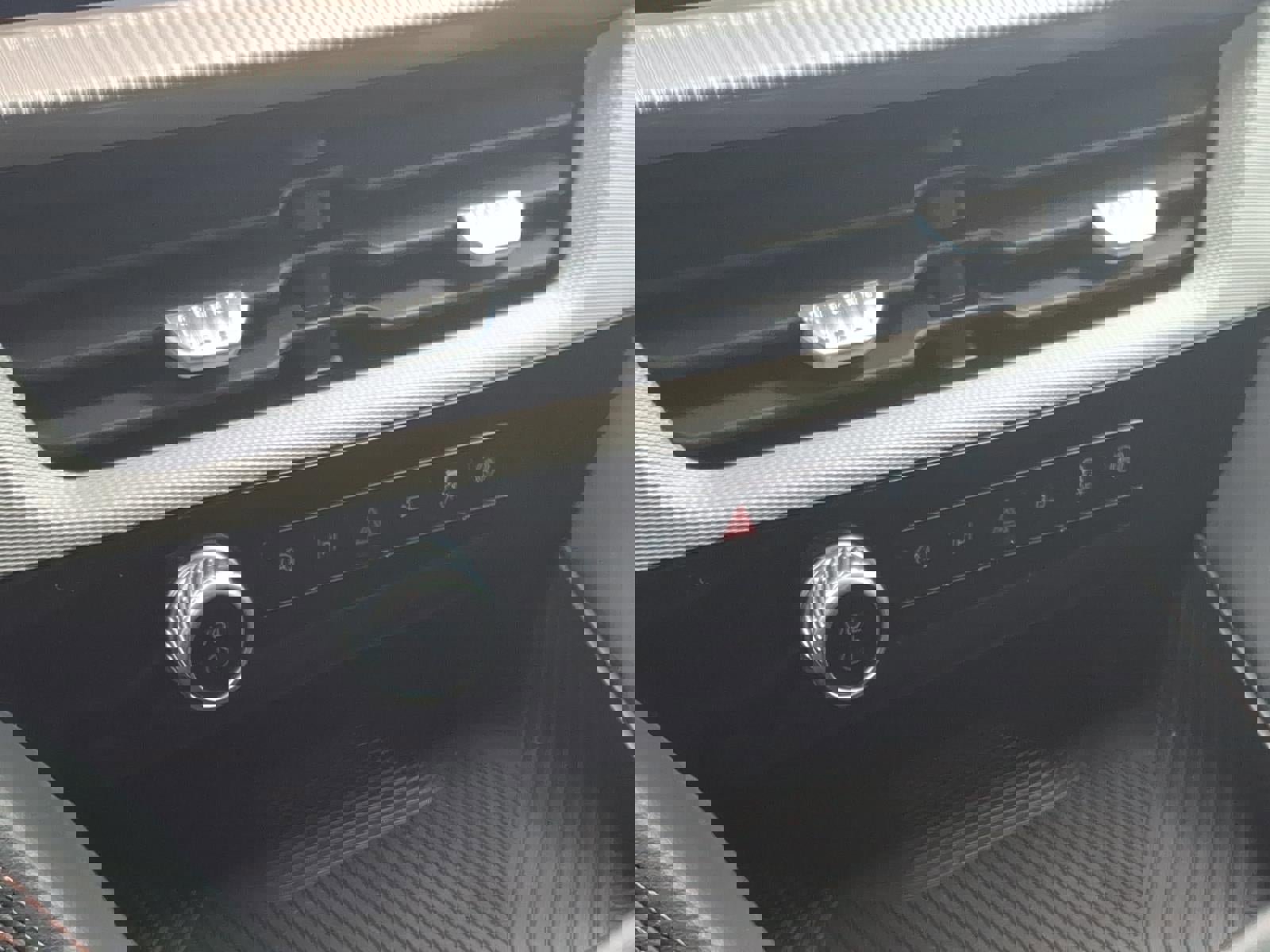 Certified 2025 Ford Explorer Active image 29