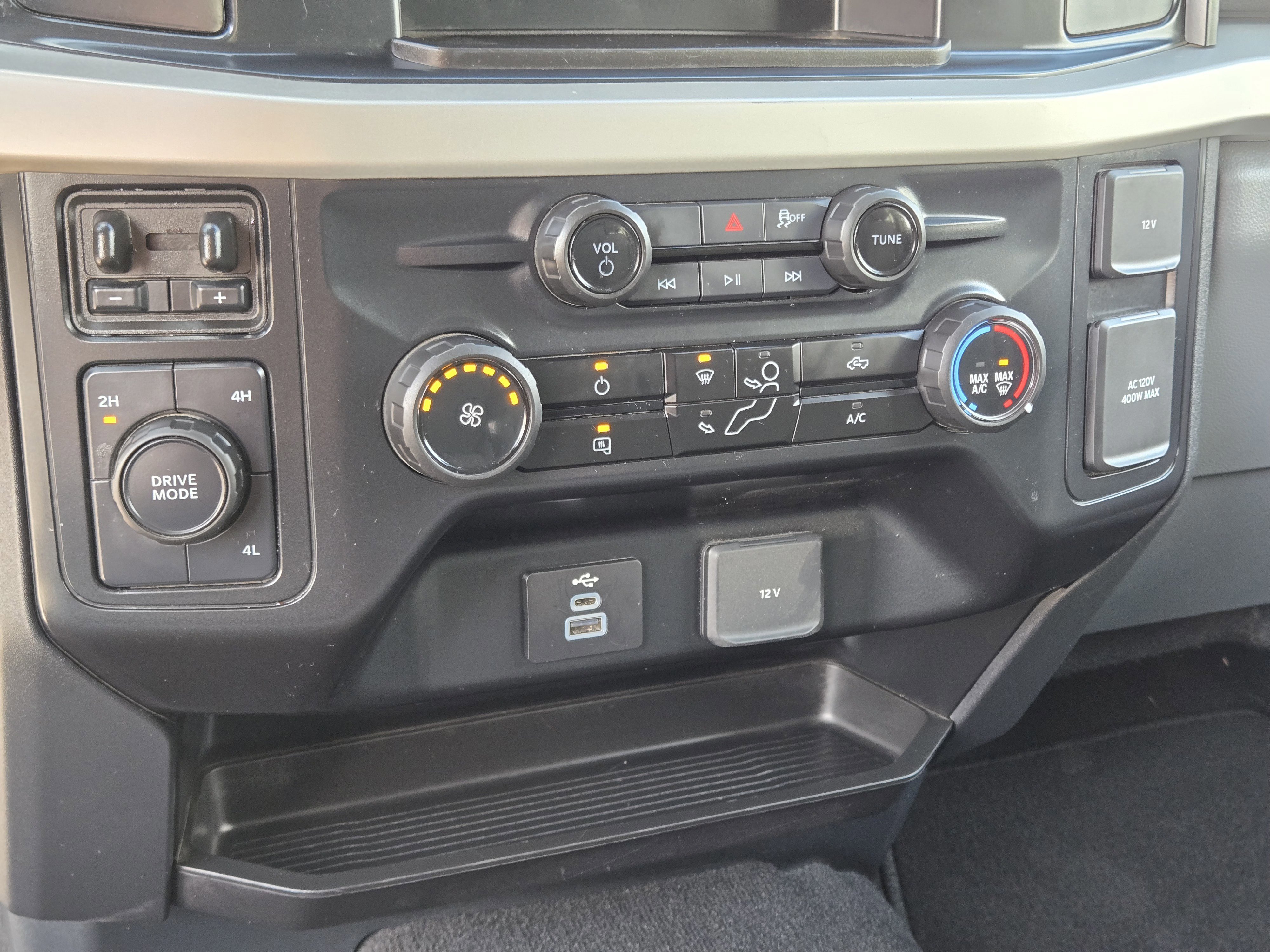 Certified 2025 Ford F250 XLT image 26