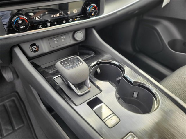 Used 2026 Nissan Rogue SV image 30