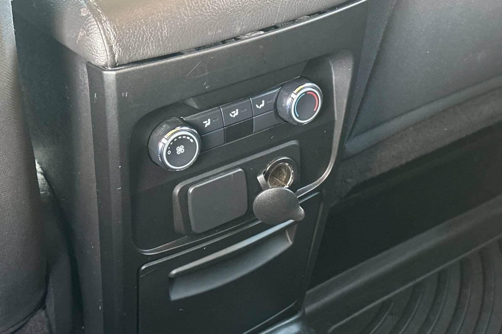 Certified 2019 Ford Flex SE FWD image 41