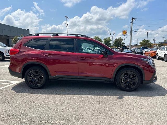 Used 2023 Subaru Ascent Onyx Edition Limited image 3