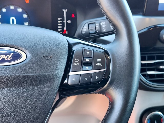 Certified 2024 Ford Escape Active AWD/4WD image 30