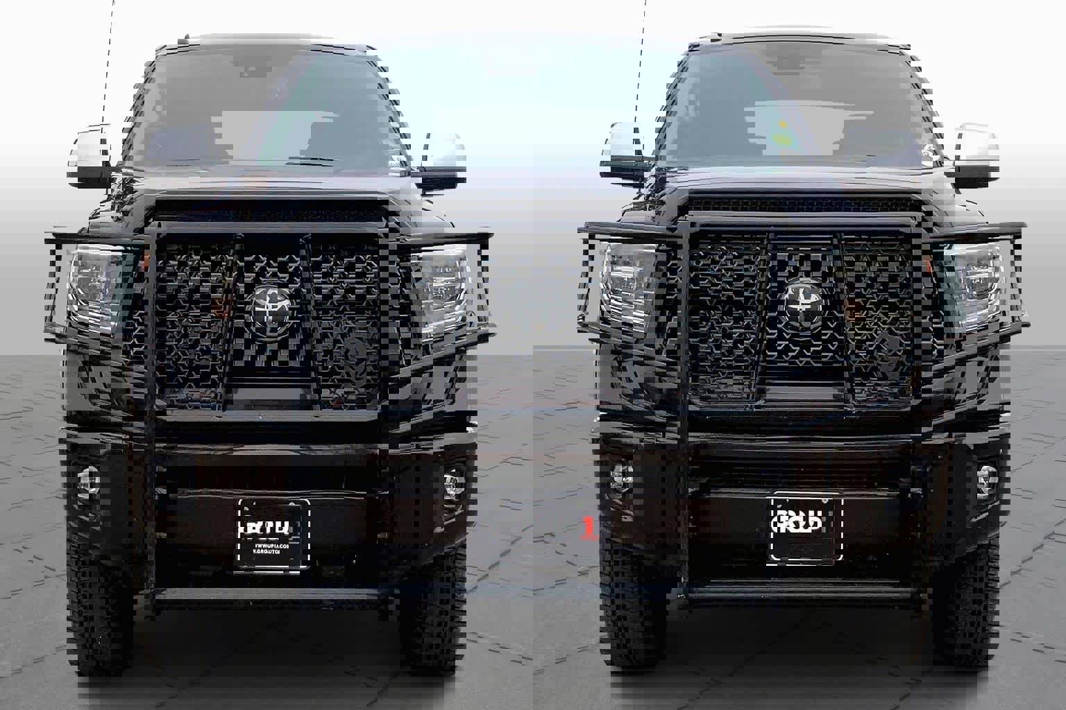 Used 2019 Toyota Tundra Platinum image 3