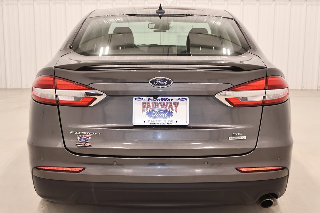 Certified 2019 Ford Fusion SE w/ Equipment Group 151A image 5